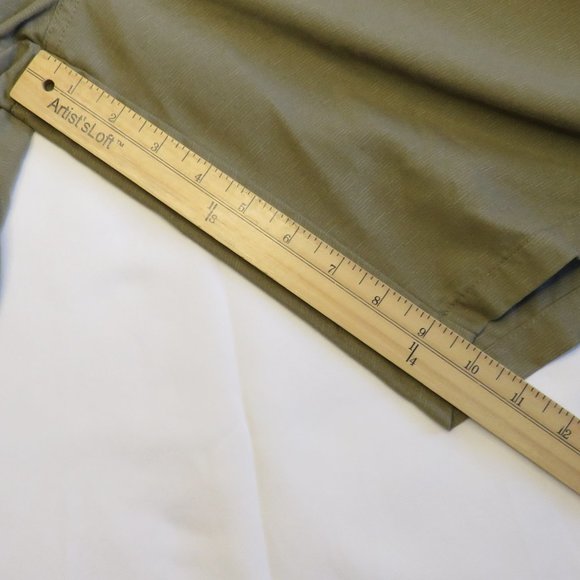 O'Neill* Men's Multipocketed 1.5" Belt Loop‎ Flat Front Olive Green Shorts~ 38W - Picture 8 of 13